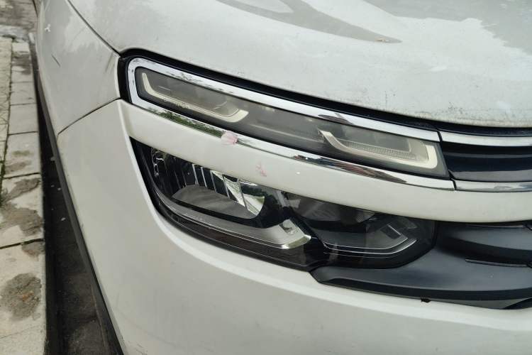Used Citroen C5 AIRCROSS 2018 350THP Enjoyment Version Right Front Headlight
