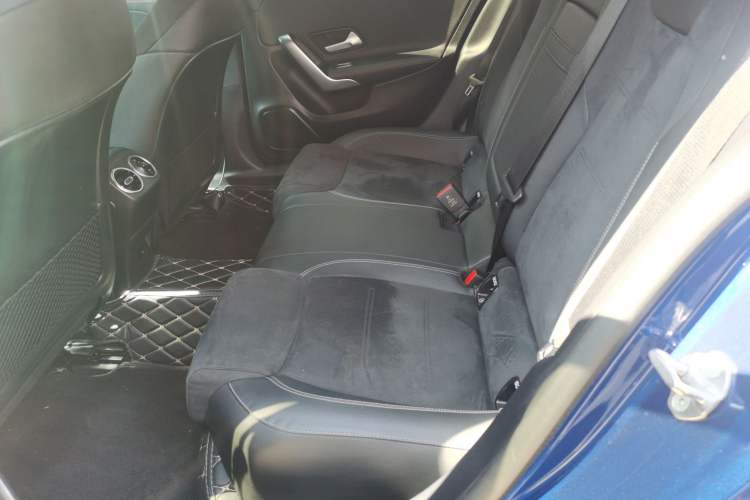 Used Mercedes-Benz A-Class 2021 A 200 L Sport Sedan Fashion Model Left Rear Seat