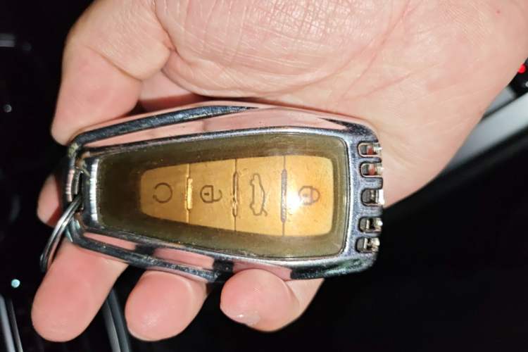 Used Geely Auto Haoyue 2020 1.8TD DCT Luxury Model 5 Seats Vehicle Key