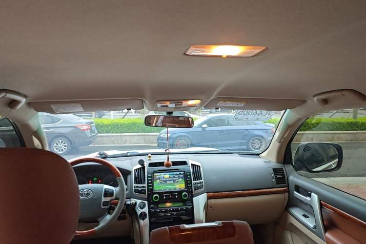 Used Toyota Land Cruiser  Headliner