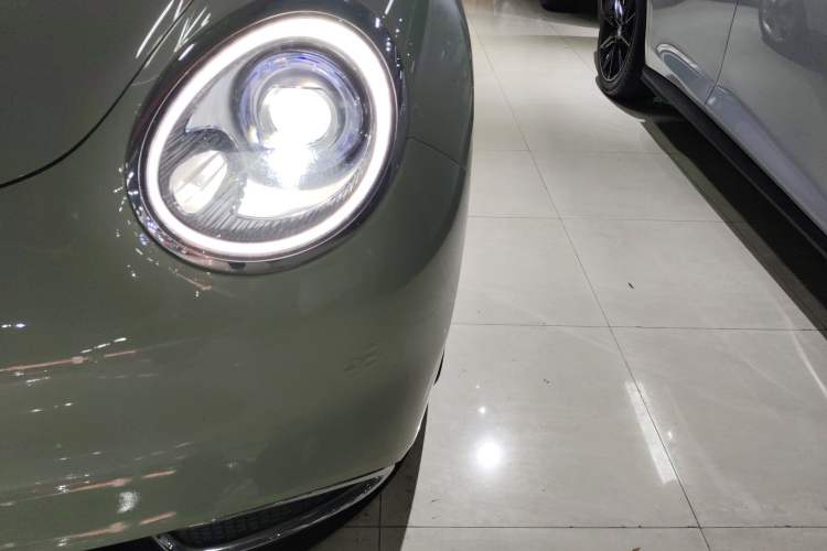 Used ORA Good Cat 2023 401 km Standard Range Premium Version Lithium Iron Phosphate Left Front Headlight