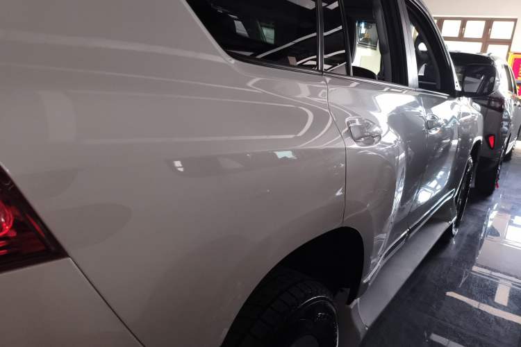 Used Toyota Prado 2016 2.7L Automatic Standard Edition Rear Right 45 Deg