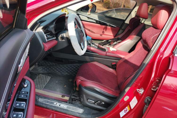 Used Changan CS85 COUPE 2019 2.0T Automatic Smart Version China VI Standard