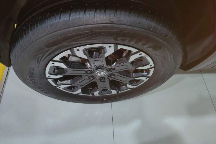 Used Jetour Zongheng G700 Trailblazer 2025 Model Xiangjing Edition 6-seater
