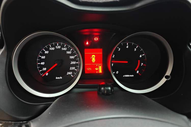 Used Mitsubishi Lancer EX 2012 Fashion Edition 1.8L Manual Comfort Version
