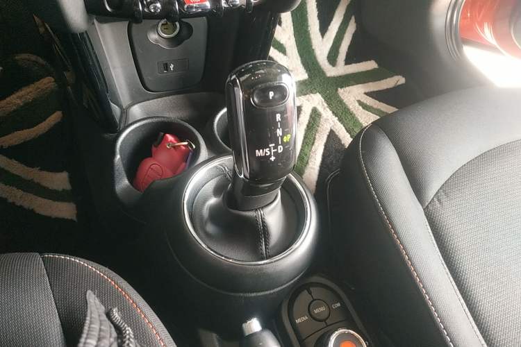 Used MINI MINI 2019 1.5T ONE PLUS
