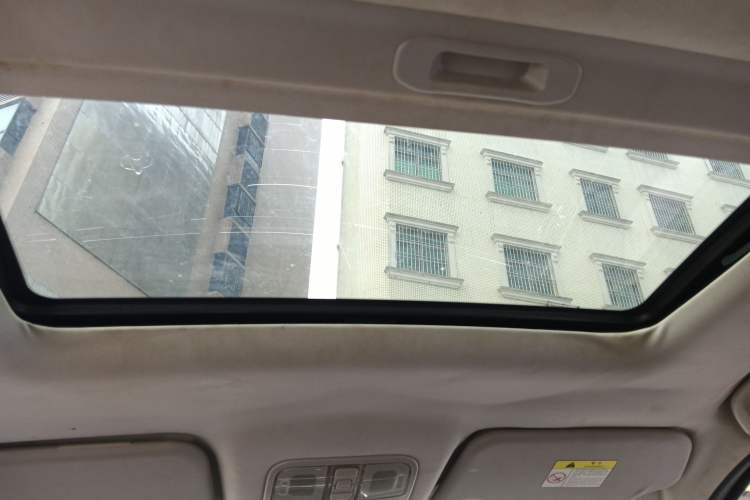 Used CHANGAN KAICHENG Oushang A600 2016 1.5L Manual Luxury 7-Seater Headliner