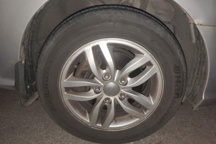 Used Hyundai Celesta 2011 1.6L Manual Comfort Edition