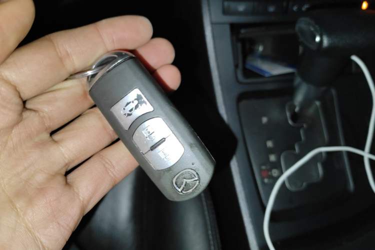 Used Mazda Mazda 3 2011 Sedan 2.0L Automatic Luxury Model
