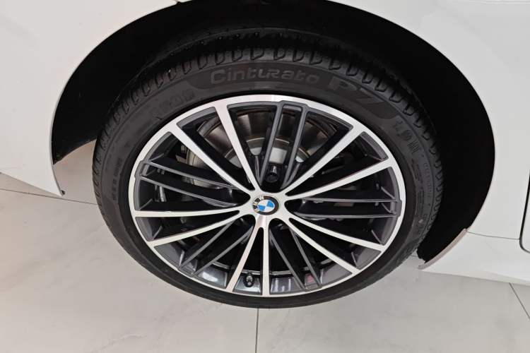 Used BMW 5 Series 2023 530Li Leading Model M Sport Package
