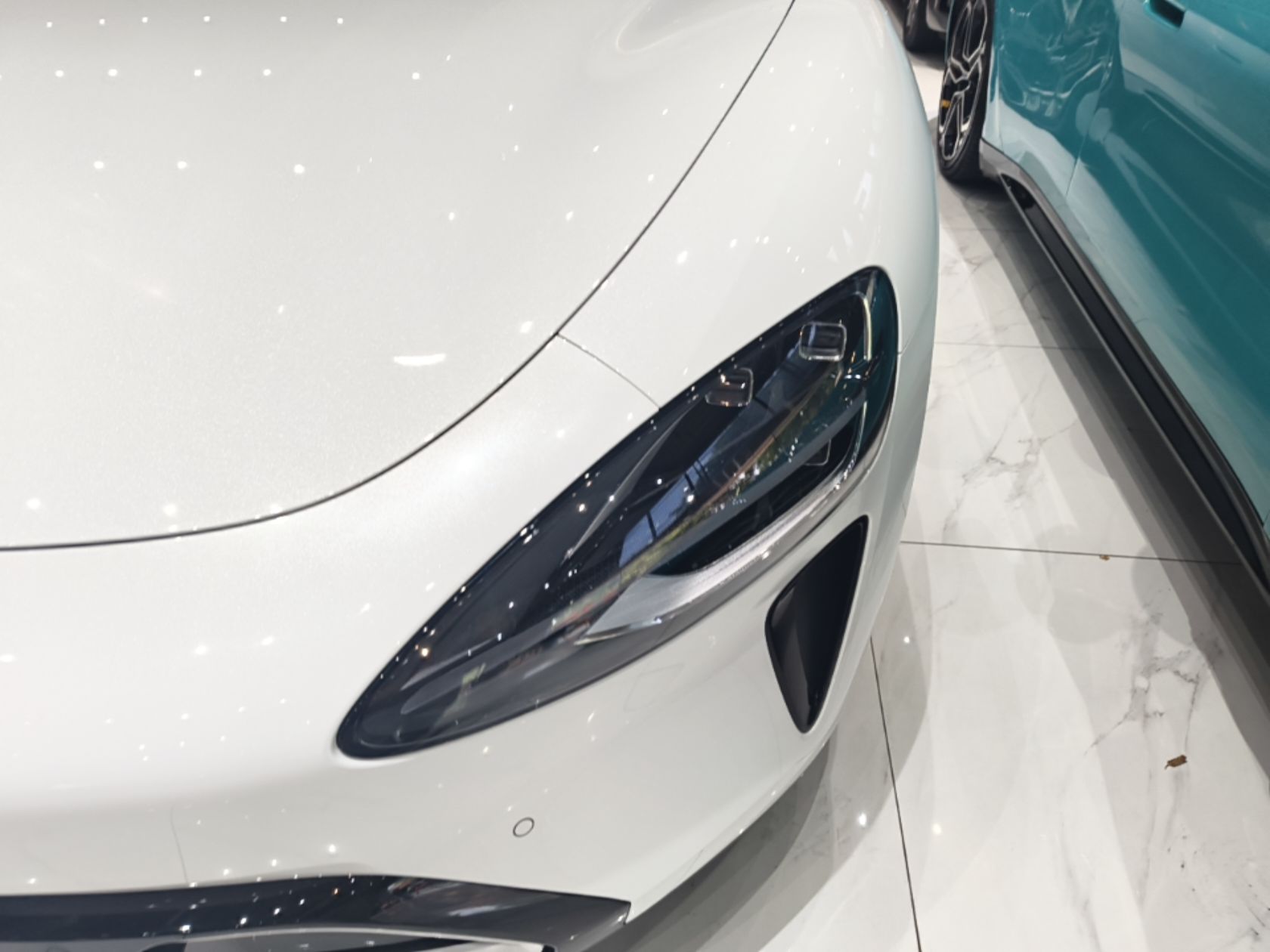 Xiaomi Auto SU7 2024 Rear-Drive Ultra-Long Range Advanced Pro-Level Intelligent Driving Version — снимка 8