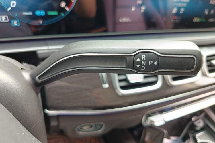 Used Mercedes-Benz GLS 2020 GLS 450 4MATIC Dynamic Edition Gear Lever