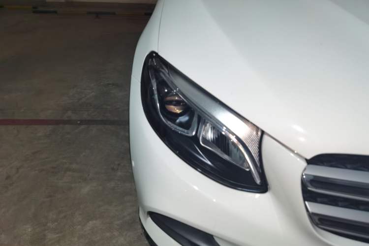 Used Mercedes-Benz GLC 2018 Facelifted GLC 260 4MATIC Dynamic Edition Right Front Headlight