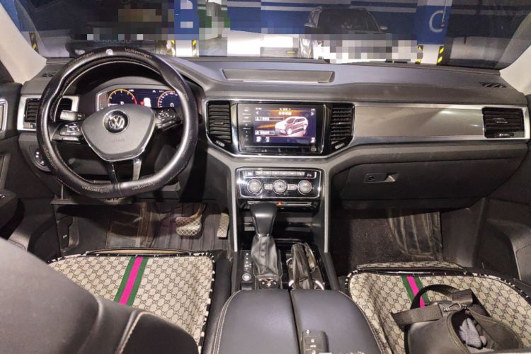 Used Volkswagen Teramont 2020 380TSI Four-Wheel Drive Luxury Version China VI Standard Center Console