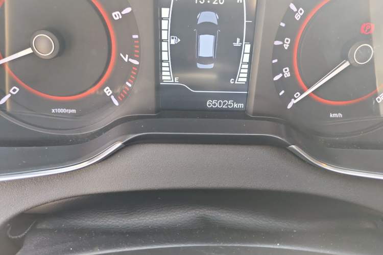 Used Chery Arrizo 5 2017 SPORT 1.5T Manual Luxury Edition Odometer Close Up