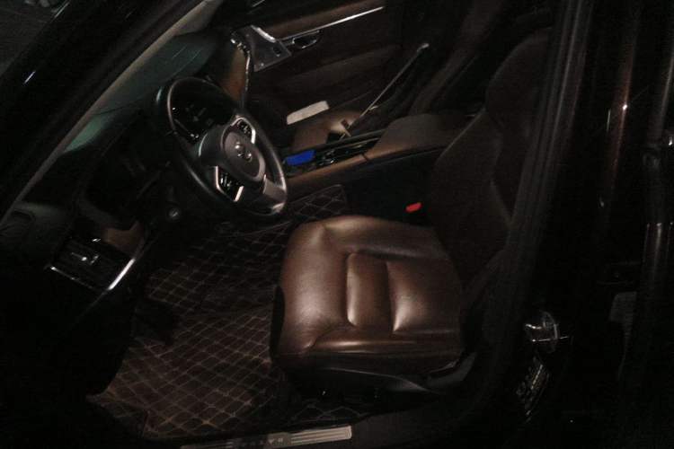 Used Volvo S90 2019 T5 Zhiya Edition
