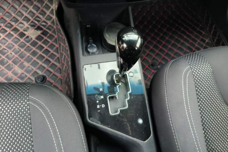 Used JAC Refine S2 2015 1.5L CVT Luxury Edition
