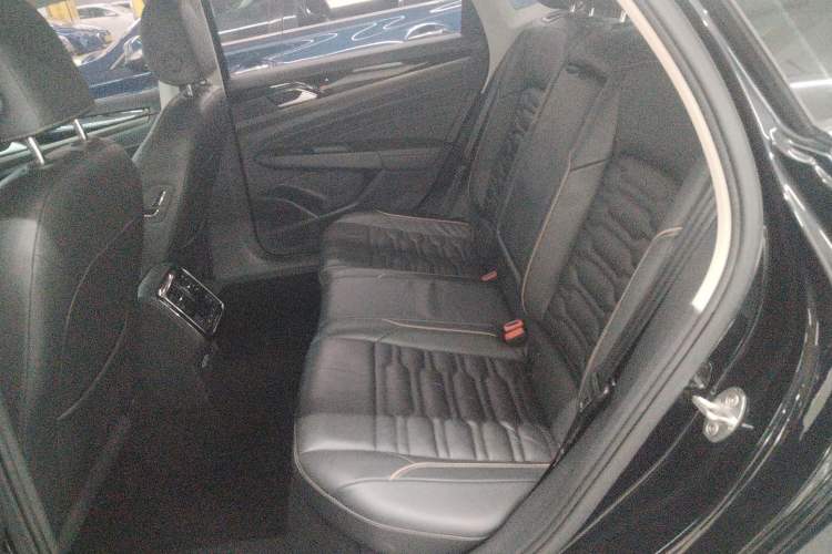 Used Volkswagen Passat 2019 330TSI Elite Edition China VI
