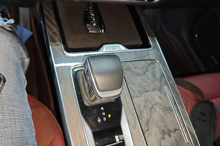 Used Hongqi HS5 2023 2.0T Four-Wheel Drive Flagship Pro Edition