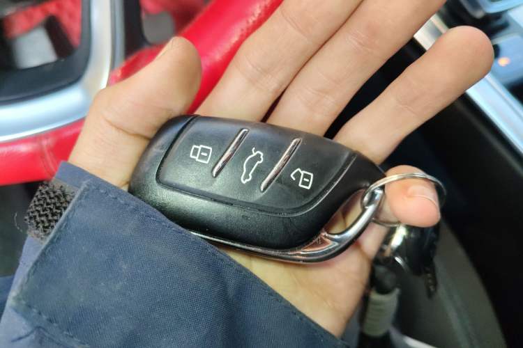 Used Roewe RX5 2020 PLUS 300TGI Automatic Ali New Year Special Edition