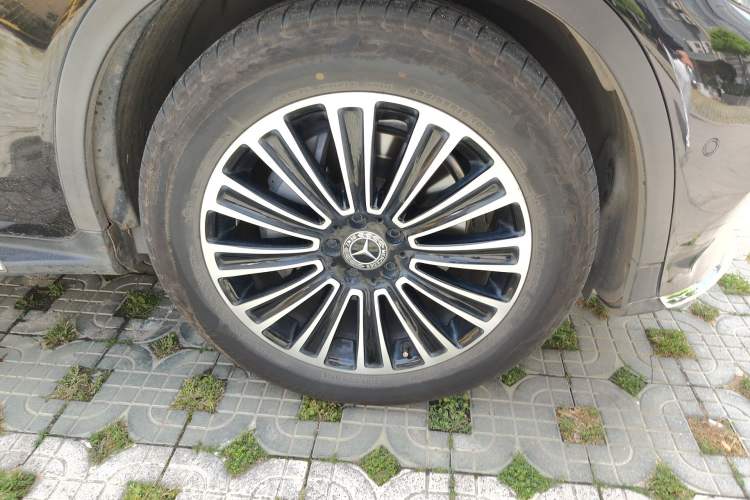 Used Mercedes-Benz GLC 2019 GLC 260 L 4MATIC Dynamic Model Right Front Wheel Hub