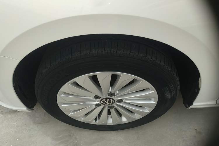 Used Volkswagen Lavida 2021 280TSI DSG Comfort Edition Left Front Wheel Hub