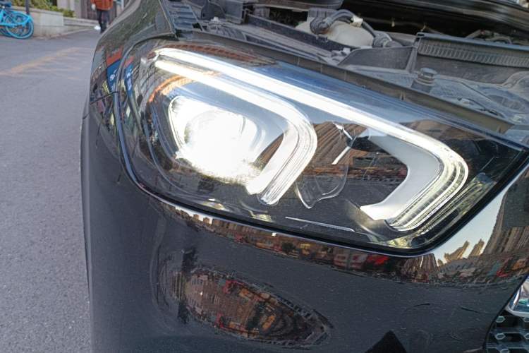 Used Mercedes-Benz GLE New Energy 2021 GLE 350 e 4MATIC Premium Edition Right Front Headlight