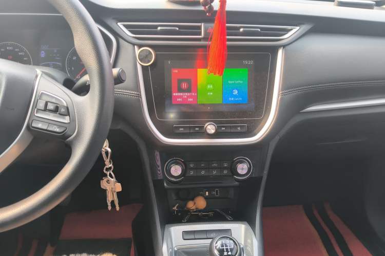 Used Roewe RX3 2020 1.6L Manual 4G Connect Super-Fresh Elite Edition
