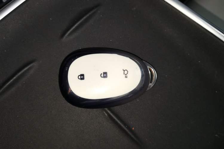 Used CHANGAN NEVO A07 2025 Blue Whale Range-Extending Model 140 Elite Version Vehicle Key