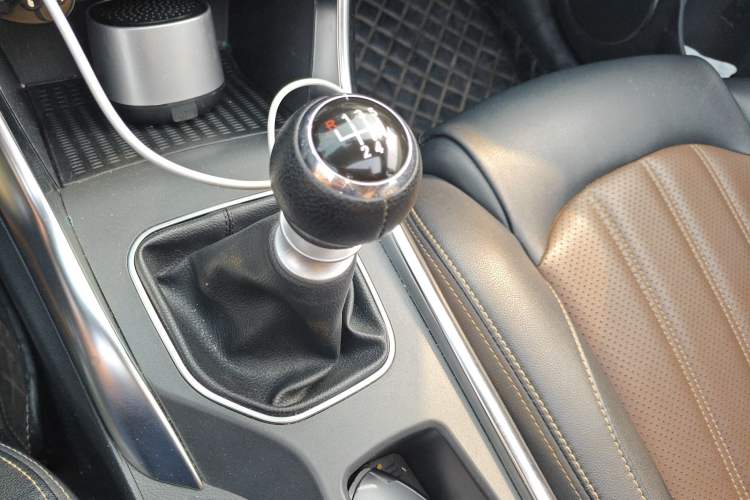 Used BYD Song 2016 GaiShi Edition 1.5TI Manual Elite Model