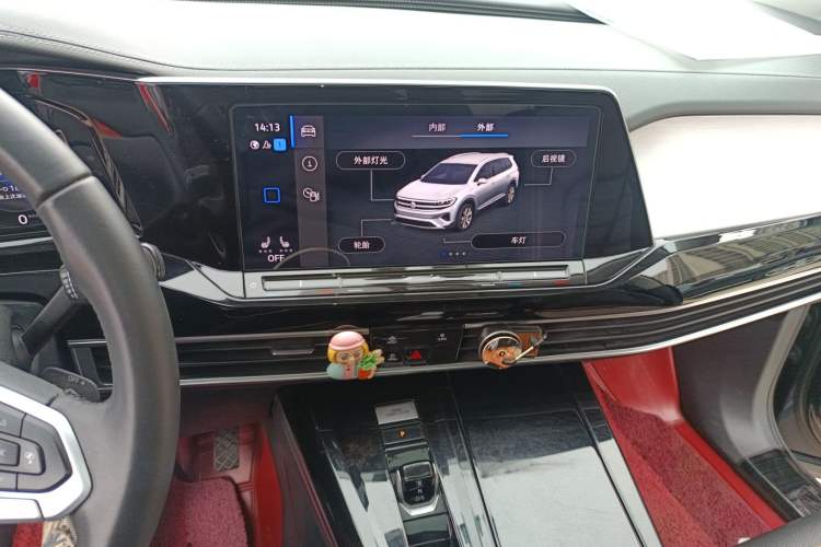 Used Volkswagen Talagon 2021 330TSI Two-Wheel-Drive Luxury Edition – Scenic Version Audio And AC Panel