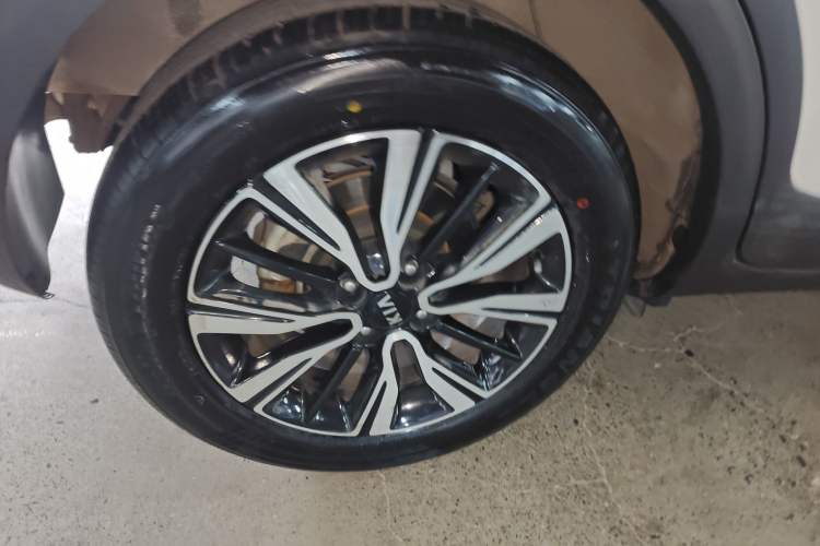 Used Kia kx1 Stonic 2019 1.4L Automatic Sport Edition China VI