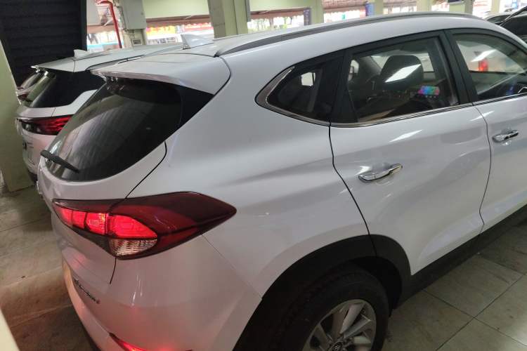 Used Hyundai Tucson 2015 1.6T Dual-Clutch Two-Wheel-Drive Smart Model