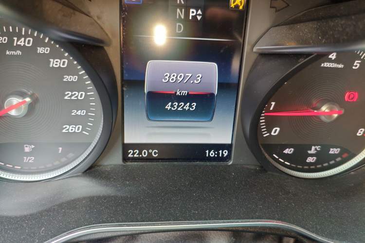 Used Mercedes-Benz C-Class 2017 Restyled C 180 L Fashion Edition Sport Version