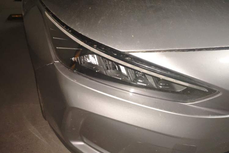 Used Geometry A 2022 Pro 430KM Business Edition Right Front Headlight