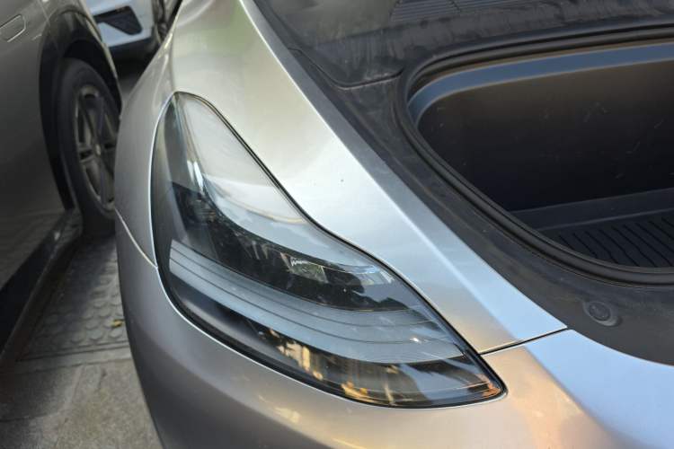 Used Tesla Model Y 2024 Rear-Wheel-Drive Version
