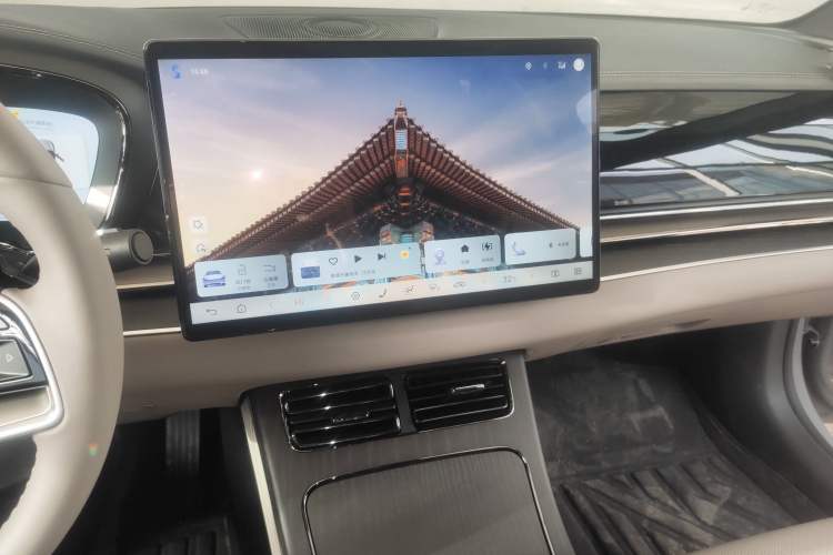 Used BYD Han 2025 DM-i Intelligent Driving Edition 125KM LiDAR Flagship Model Audio And AC Panel