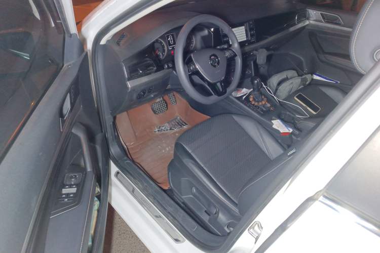 Used Volkswagen Lavida 2019 1.5L Automatic Comfort Edition China VI Standard