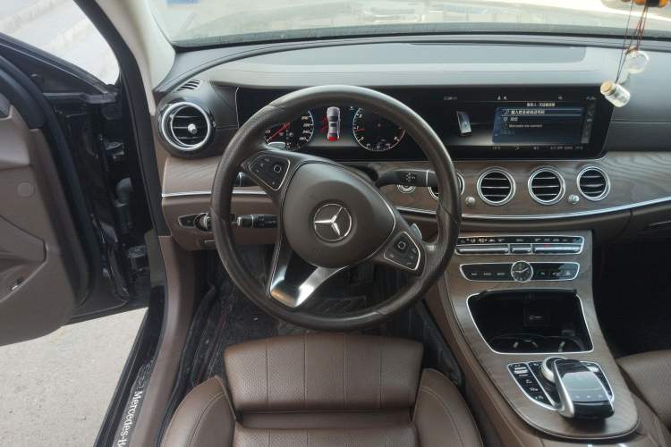 Used Mercedes-Benz E-Class 2018 Facelift E 200 L
