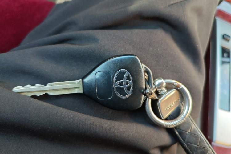 Used Toyota Camry 2013 2.0G Comfort Edition
