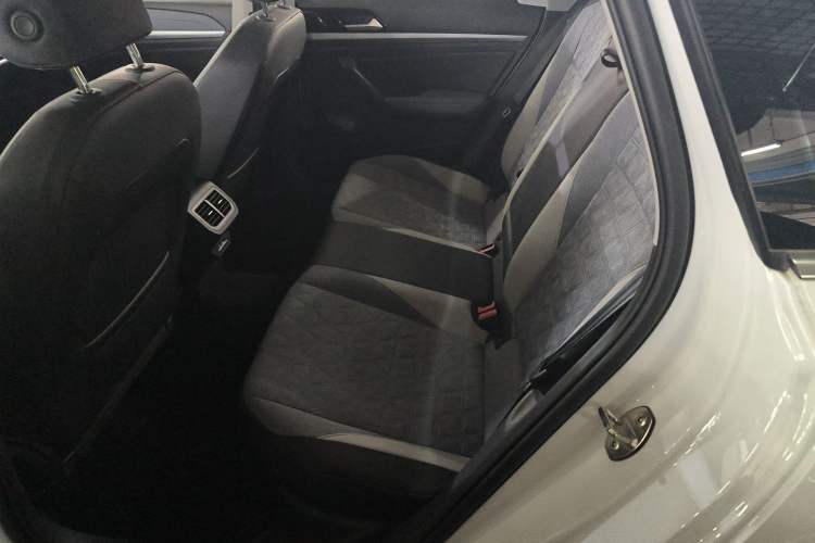 Used Volkswagen Lavida 2023 300TSI DSG Full-Comfort Edition Interior 4