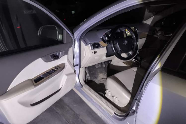 Used Buick Excelle 2015 1.5L Automatic Classic Model Driver Seat