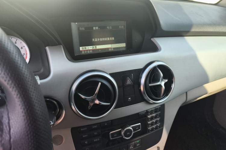 Used Mercedes-Benz GLK-Class 2015 GLK 260 4MATIC Dynamic Edition Ultimate Version
