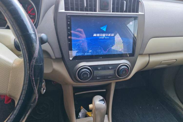 Used Nissan Sylphy 2012 Classic 1.6XE Automatic Comfort Edition Audio And AC Panel