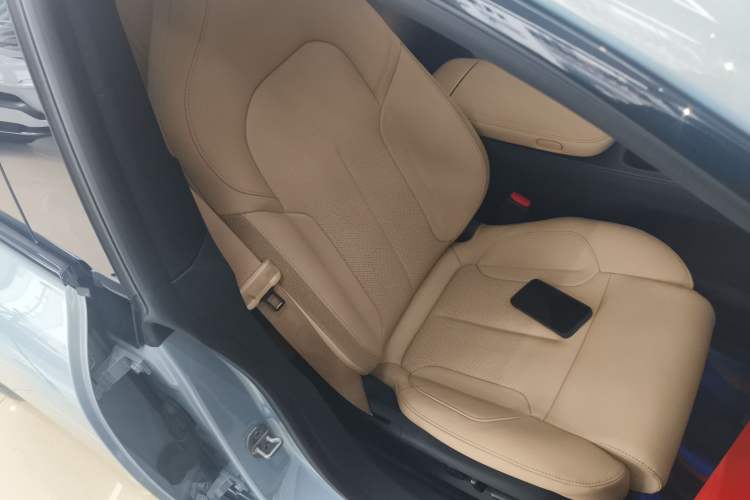 Used Nio ET5T 2023 75 kWh Touring