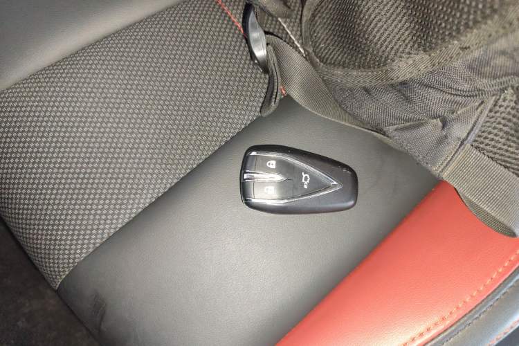 Used Oshan X5 2021 Revised Version 1.5T DCT Luxury Edition