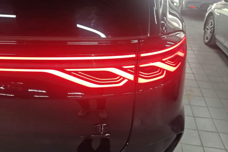 Used BYD Tang New Energy 2025 Intelligent Driving Version DM-i 115KM Prestige Edition Exterior 3