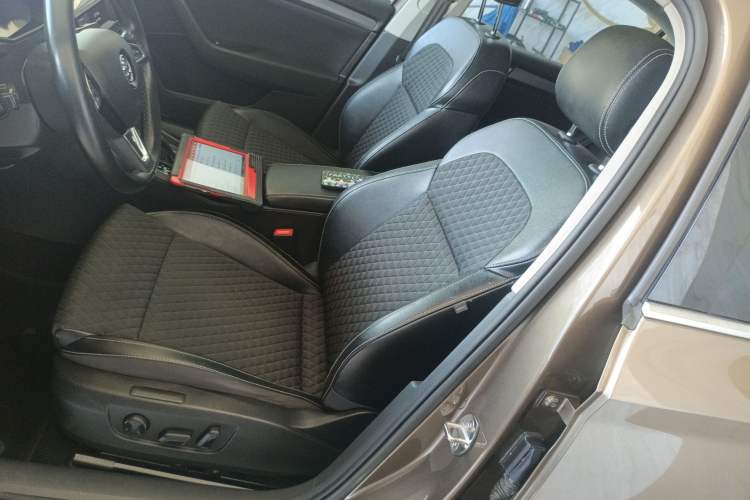 Used Skoda Superb 2016 TSI280 DSG Innovation Edition
