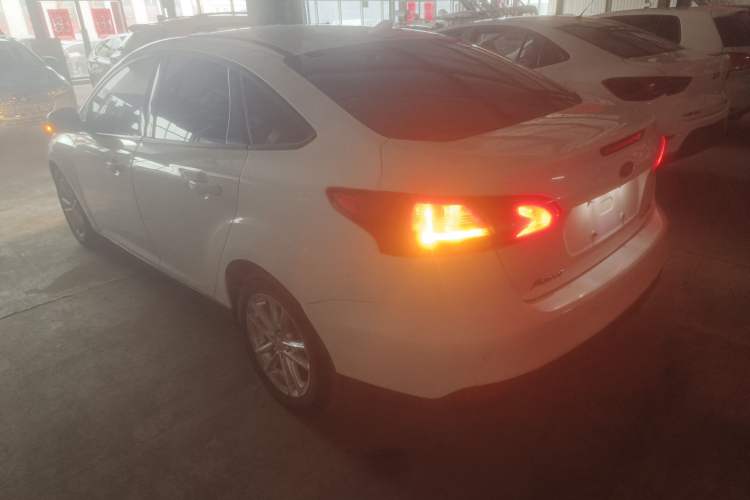 Used Ford Focus 2017 Sedan 1.6L Automatic Fashion Edition Smart Drive Version