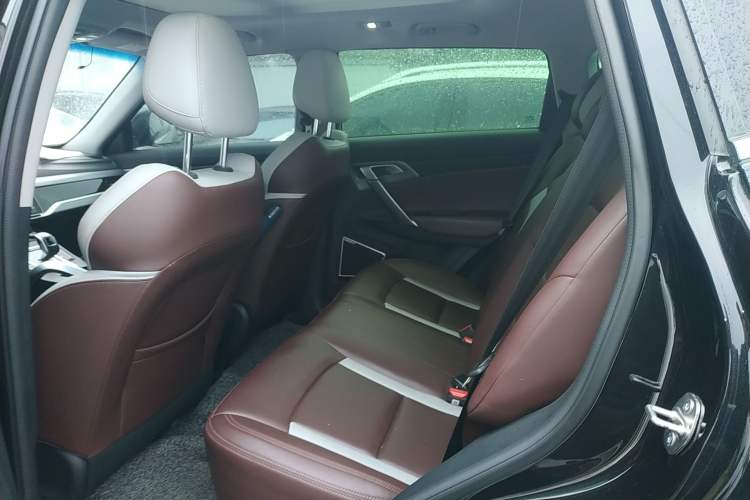 Used Geely Auto Emgrand X7 Sport 2022 1.8TD DCT Zhiya Trim Left Rear Seat